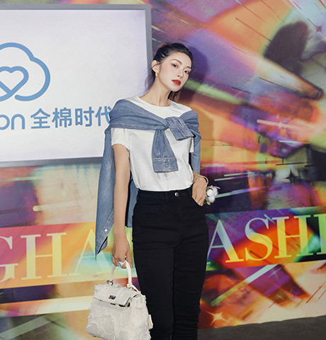 一朵棉花被搬上T台，果然不同凡响